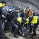 Twee ordeverstoorders opgepakt bij bezoek president Macron aan Universiteit van Amsterdam