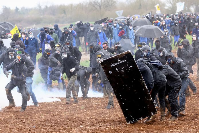REUTERS