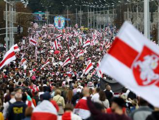 Tienduizenden Wit-Russen opnieuw op straat tegen frauduleuze verkiezingsuitslag, 633 mensen opgepakt
