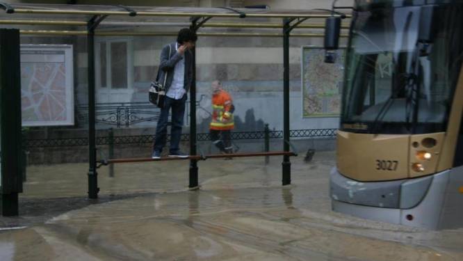 Plusieurs rues de Bruxelles fermées à cause de la pluie