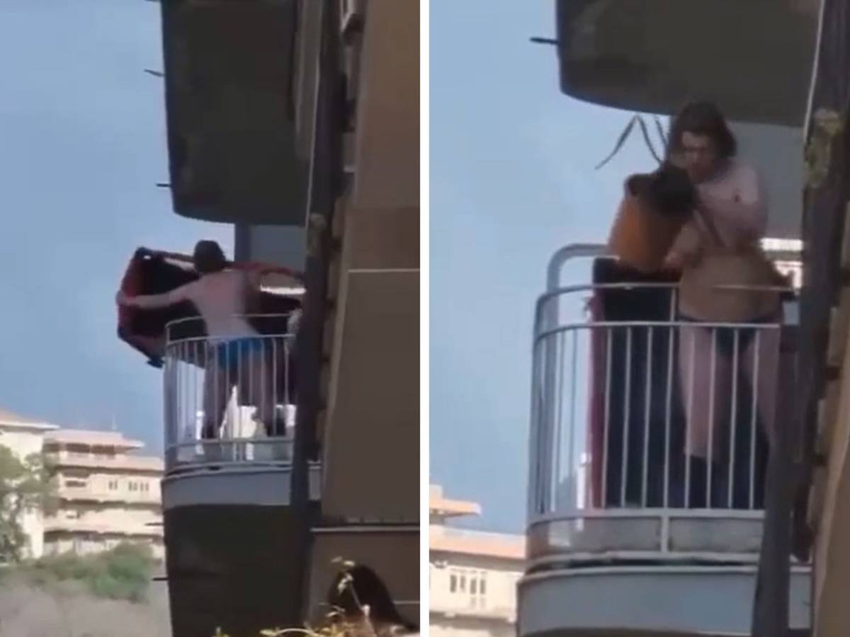 Une femme à moitié nue balance ses plantes et son mobilier par-dessus le  balcon: scène insolite en Sicile | Monde | 7sur7.be