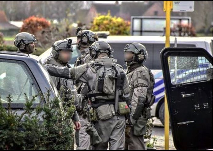 Speciale eenheden bevrijdden op 23 januari de gegijzelde vriendin van de boekhouder.