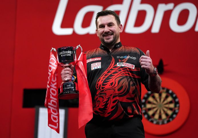 Jonny Clayton wint de Masters Darts.