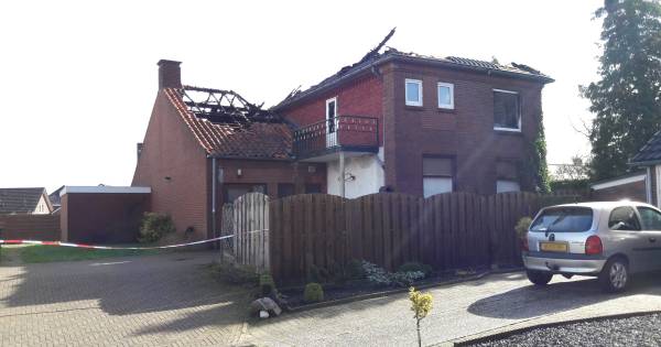 Buurt opgevangen in kerk bij verwoestende brand in Megchelen