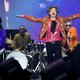► Mick Jagger refereert aan Nederlandse fan die viraal ging: ‘Fijn dat jullie hier zijn en niet bij Frans Bauer’