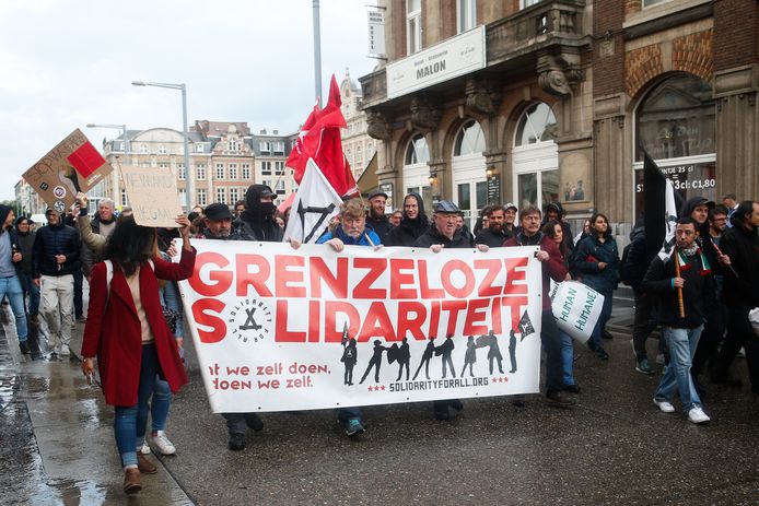 Linkse tegenbetoging in Leuven.