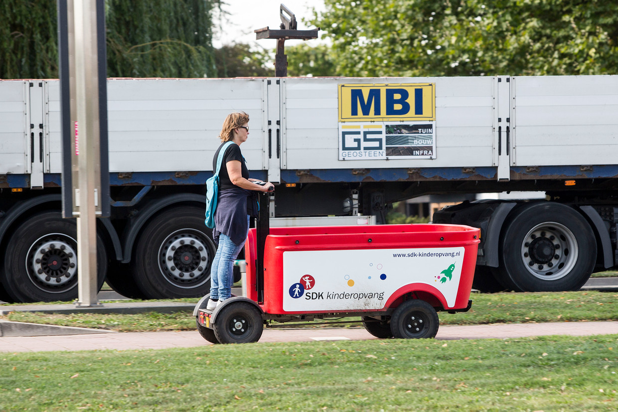 Een elektrische bolderkar van Stint. Beeld Arie Kievit