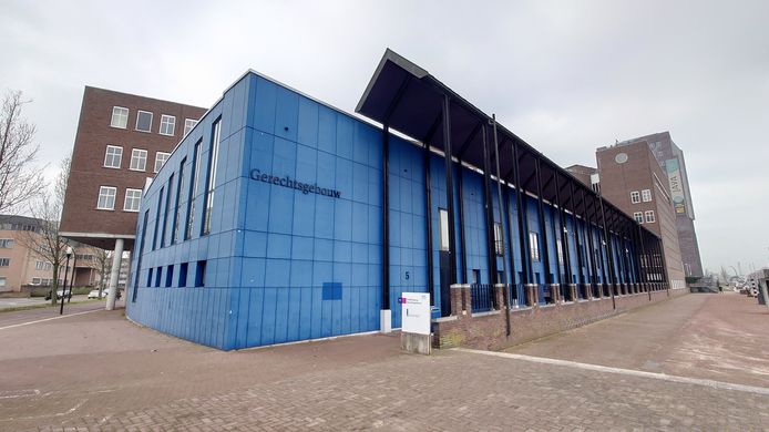 De rechtbank Almelo waar de rechtszaak rond de gruwelijke mishandeling werd behandeld