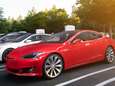 Tesla maakt snelladers in één klap 40 procent duurder
