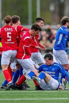 Veenendaalse snelkookpan ontsiert DOVO - GVVV: derby tijdelijk gestaakt, GVVV blijft koploper
