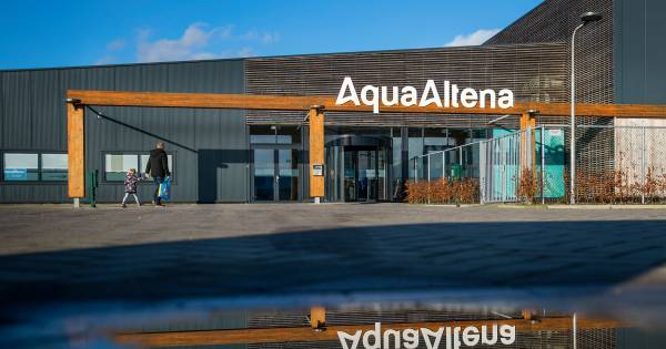 AquaAltena moet langer open in vakantie