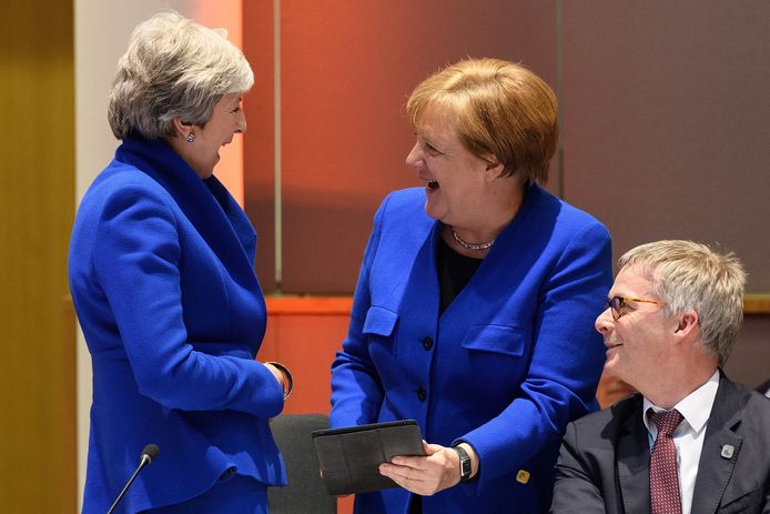 Theresa May en Angela Merkel