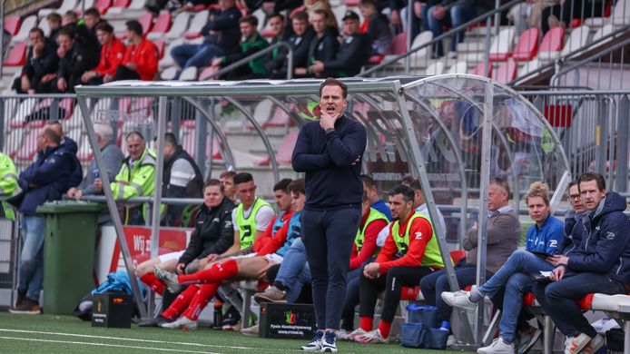 Jos van der Veen kende een succesvol debuut als trainer van Excelsior’31: 2-1 winst tegen VVOG.