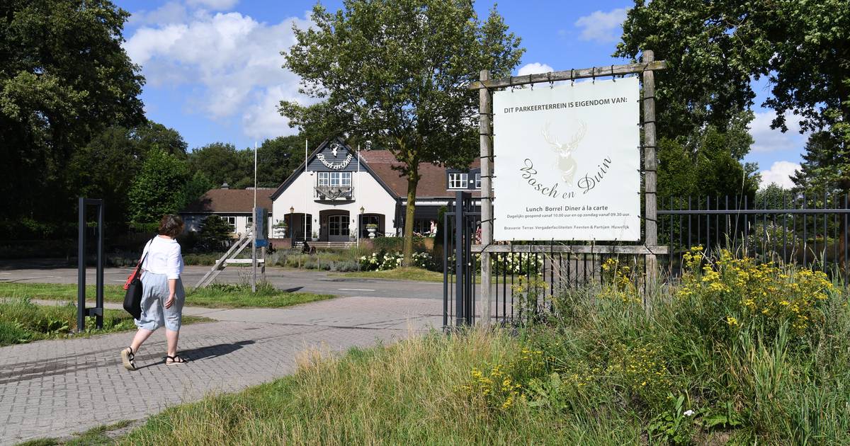 Hek bij parkeerplaats Bosch en Duin tegen campers: ‘We gaan wandelaars en hardlopers niet weren’