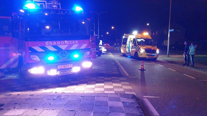 Op de kruising Pruisische Veldweg met de Twekkelerweg in Hengelo is vrijdagavond een bestuurder aangehouden.