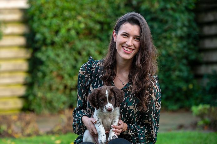 Lieke Brouwer uit Zevenbergen is Miss Teen Universe Netherlands geworden. Zij mag nu door naar de wereldwijde finale. Maar die laat door corona nog even op zich wachten.