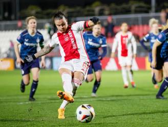 Sherida Spitse schiet Ajax Vrouwen naar bekerfinale na intense Klassieker tegen Feyenoord