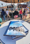 Het boek van Domien van der Meijden over  200 jaar Zuid Willemsvaart en het Máximakanaal.