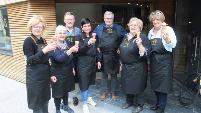 “Alles duurzaam, van het ijs tot het koekje bij de koffie”: oud-minister Jef Tavernier (71) opent ijssalon met een verhaal