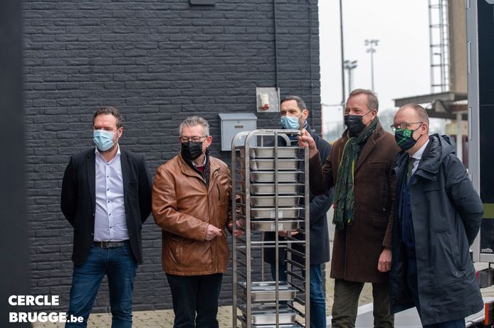 Cercle Brugge schenkt de maaltijden aan armoedeverenigingen.