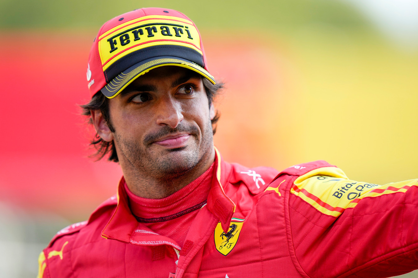carlos-sainz-beroofd-van-horloge-van-drie-ton-en-sprint-achter-dieven
