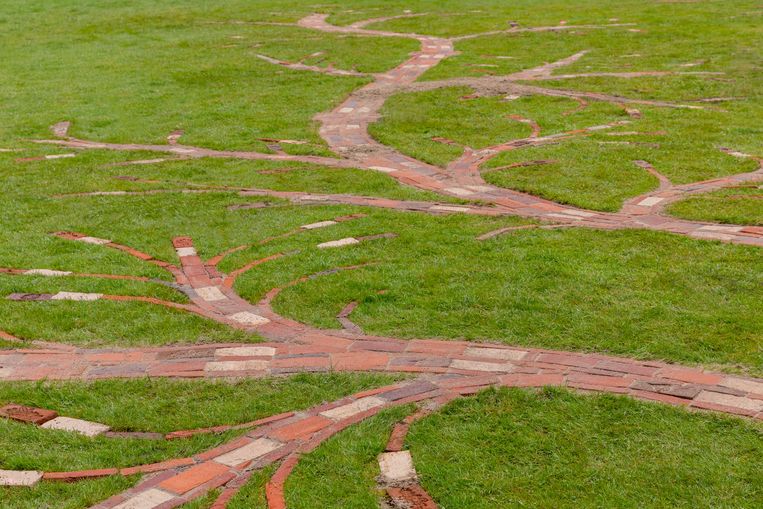Jennifer Tee: Respire, the world begins with trees, 2021 (detail) Beeld Django van Ardenne