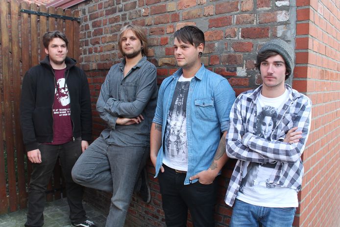 De bandleden van Miava in 2013, met rechts drummer Jelle Tommeleyn.