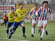 De uitslagen, doelpuntenmakers en wedstrijdverslagen van het zondagvoetbal