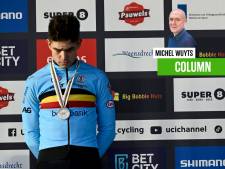 “Van Aert blijkt niets van die les onthouden te hebben die Van der Poel hem leerde in de Ronde van 2020"