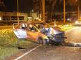 Auto botst tegen boom in Wageningen: vier gewonden