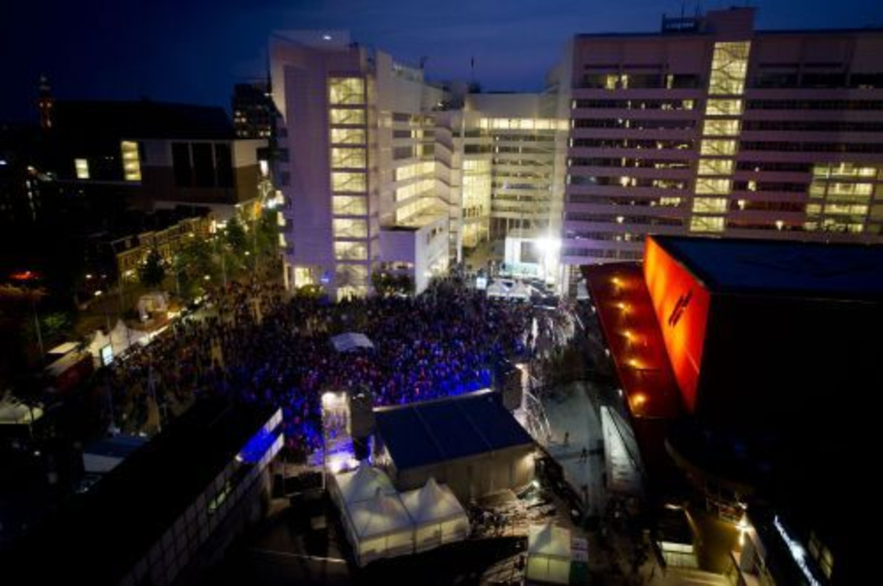 Drukte in Den Haag aan de vooravond van Koninginnedag. ANP Beeld 