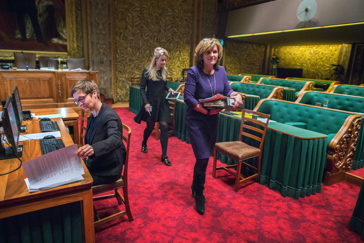 30 januari 2018, Pia Dijkstra verdedigt als Tweede Kamerlid voor D66 de initiatiefwet donorregistratie in de senaat.  Beeld Werry Crone
