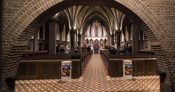 Uitgever verboden voorstelling: 'Kardinaal drijft mensen uiteen' | Dinkelland - Tubantia