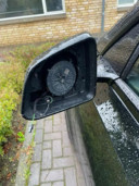 Van zeven Tesla's op Strijp-R werd afgelopen weekend de buitenspiegels gestolen. Ook in Stratum en Eindhoven-Noord sloegen criminelen toe.