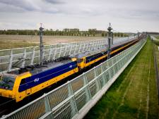 Met de trein van Groningen via Stadskanaal en Emmen naar Enschede: ChristenUnie wil onderzoek naar Nedersaksenlijn