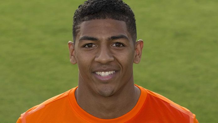 Geweldige Van Aanholt Verrast Van Gaal Na Geboorte Zoon Nederlands Voetbal Ad Nl