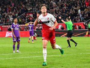 FC Utrecht plaatst zich voor finale play-offs, Europese droom Sparta aan diggelen