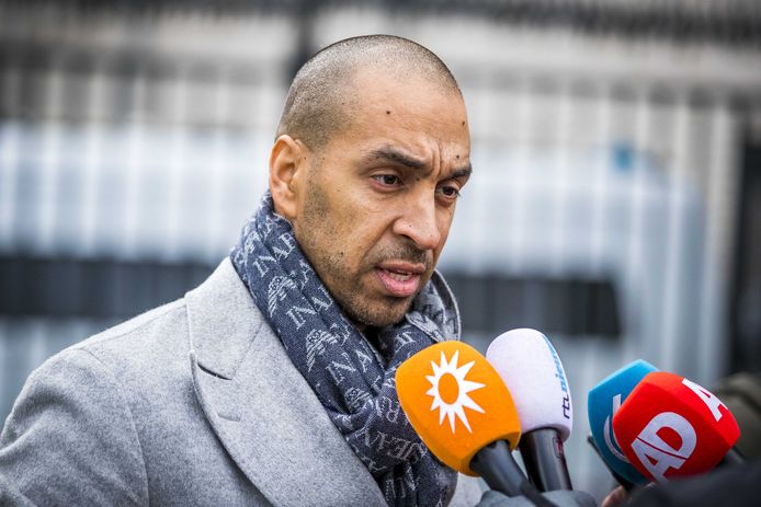 Advocaat Gerald Roethof bij de rechtbank van Maastricht voorafgaand een zitting tegen Jos Brech.