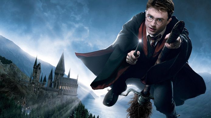 vrouwelijk Accumulatie koper Het is officieel: Warner Bros kondigt nieuwe Harry Potter-serie aan | TV |  hln.be