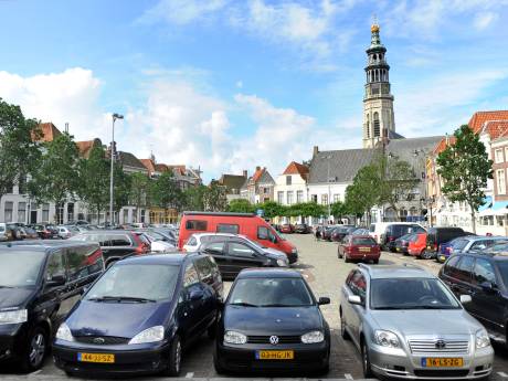 Parkeren in centrum exclusief voor bewoners binnenstad? Middelburg gaat het onderzoeken