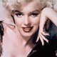 Humo sprak met Marilyn Monroe: ‘Als ik in bed alleen Chanel No. 5 draag, is dat omdat ik totaal niet meer in mijn pyjama’s kan’