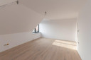 WINGENE: Vernieuwde herenwoning in art-decostijl met duplex-appartement, te koop via Madou Vastgoed.