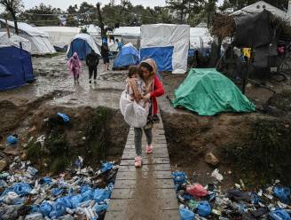 Al ruim 40.000 migranten op Griekse eilanden