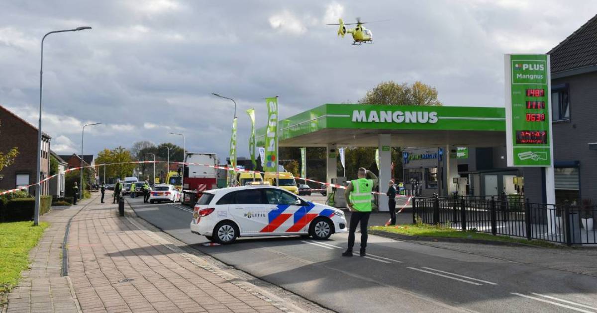 Fietser (87) overleden bij aanrijding met vrachtwagen in Kapellebrug | Zeeuws-Vlaanderen