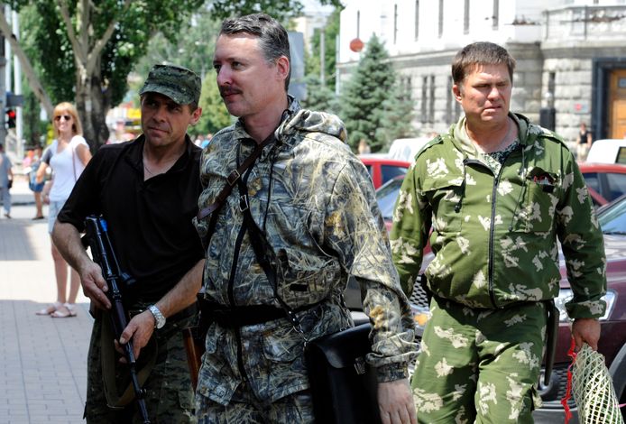 Igor Girkin in 2014 als bevelhebber en minister van Defensie van de zelfverklaarde Volksrepubliek Donetsk.