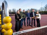 Tennisvereniging Denekamp is al lang niet meer elitair: ‘Iedereen kan hier het park oplopen’