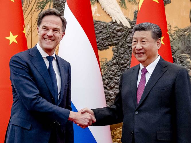 Rutte vraagt Xi druk uit te oefenen op Rusland ‘om oorlog in goede richting te duwen’