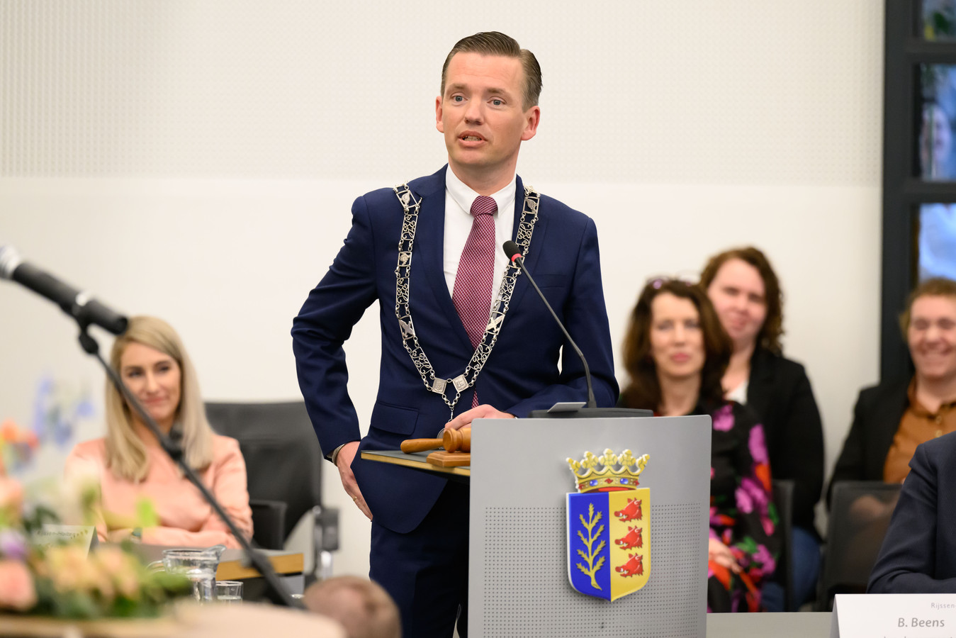 Jong met gevoel voor humor; Jurgen van Houdt (41) is sinds donderdag de ...