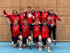 Hoe kan dit? Geen degradatie, maar promotie voor volleybalteam Twente’05