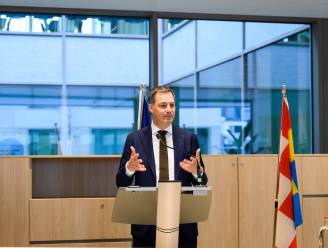 Premier De Croo (Open Vld) opent gemeentecomplex Bruggeske: “We moeten burgers motiveren deel te nemen aan het sociaal leven”
